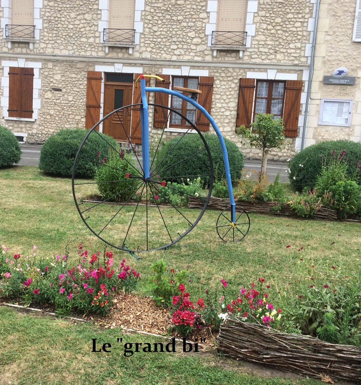 LE GRAND BI