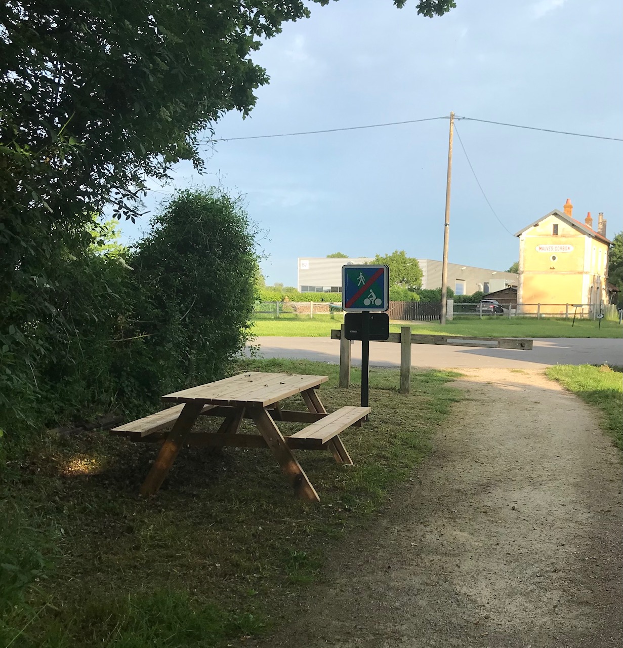20210601 table saint gilles