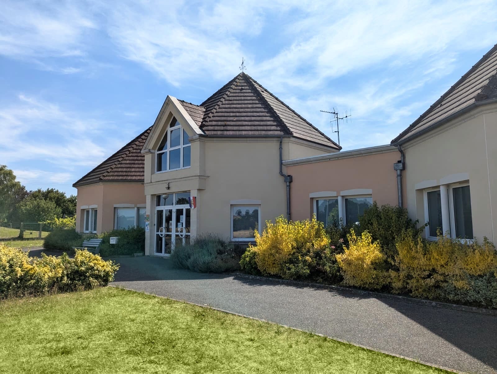 Photo de l'école de Mauves-sur-Huisne